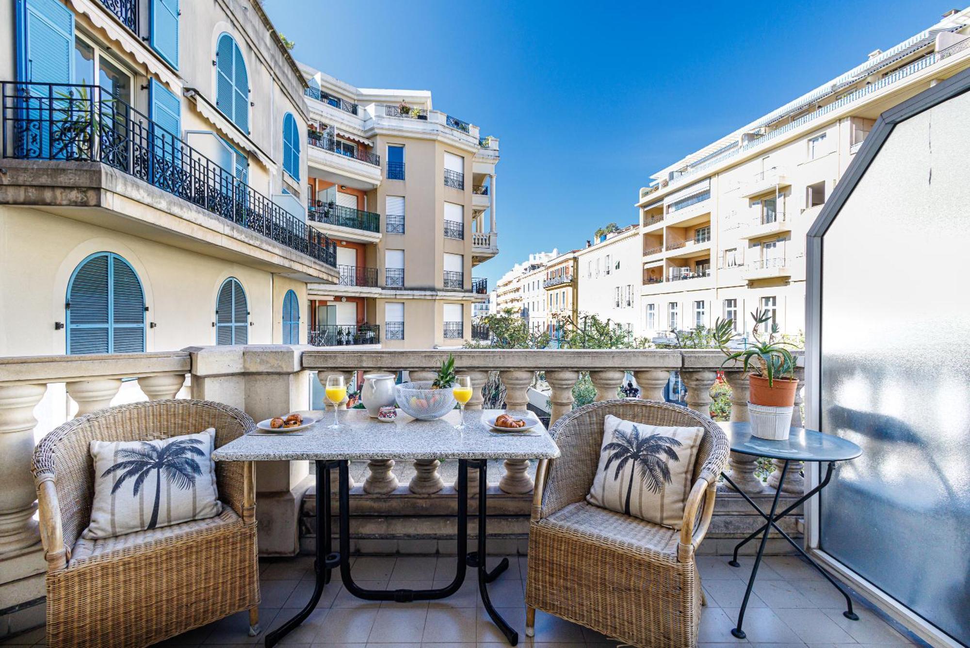 Le Victoria, Elegant T2 Au Bord Des Plages, Piscine, Sauna Mentone Esterno foto